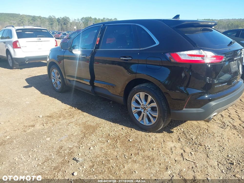 Ford Edge - 8