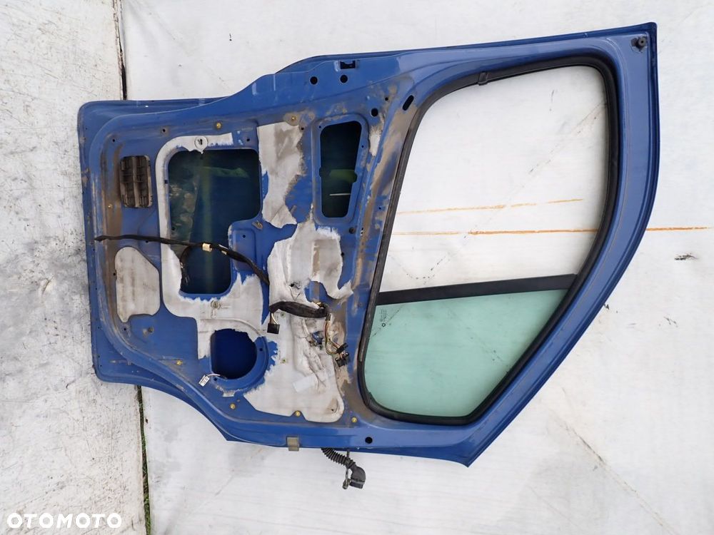 DRZWI LEWY PRZÓD RENAULT TRAFIC II 1.9 - 12