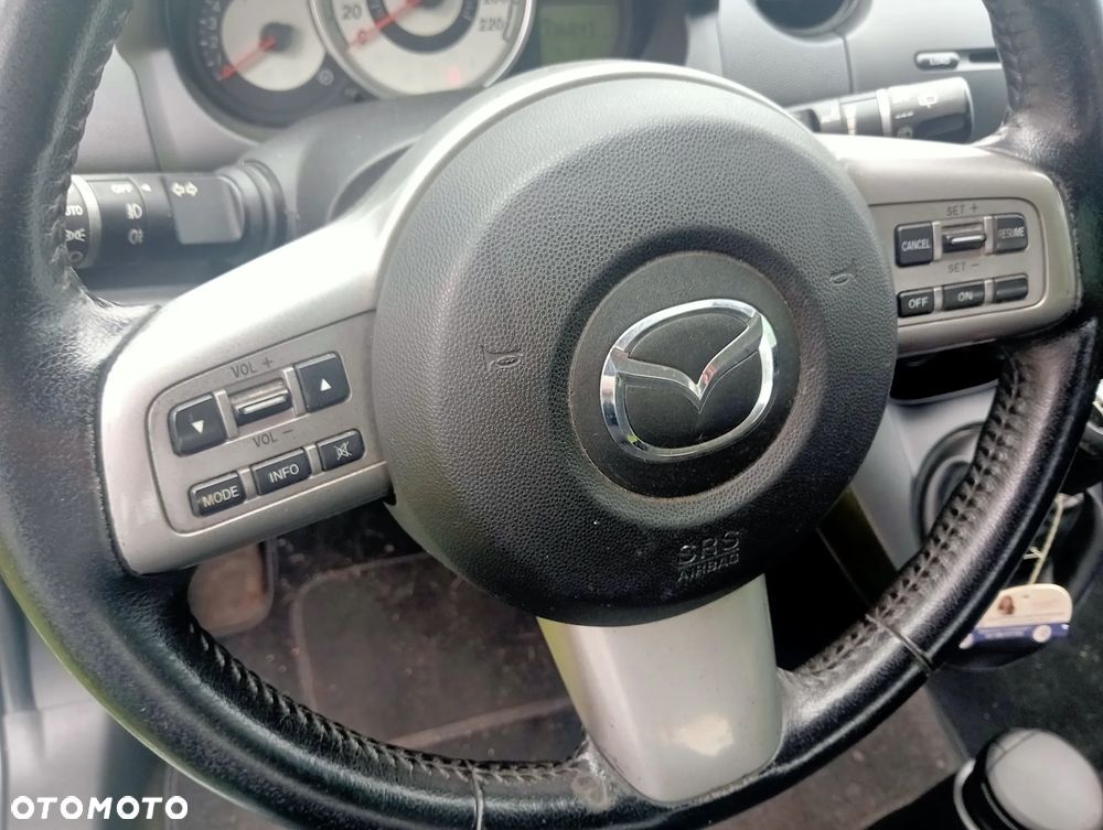 Mazda 2 1.5 Dynamic - 26