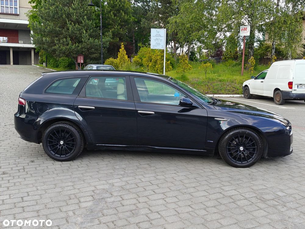 Alfa Romeo 159 1.9 JTDM 8V DPF Distinctive - 31
