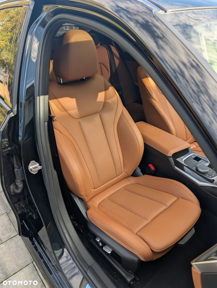 BMW Seria 3 - 18