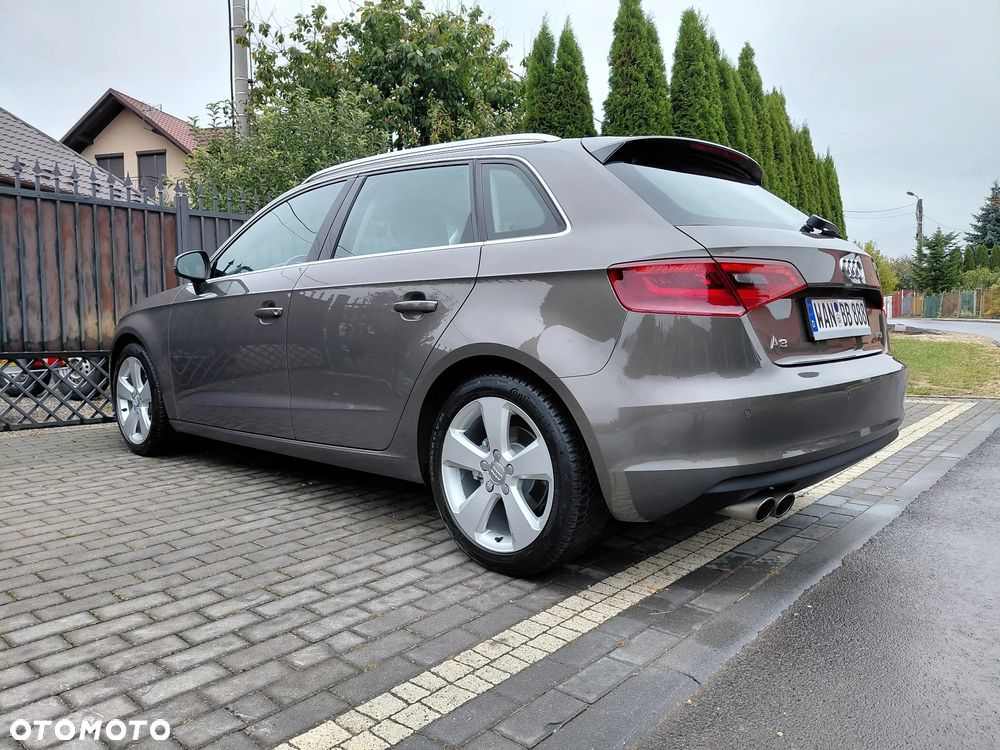 Audi A3 Sportback 1.4 TFSI S tronic Attraction - 17