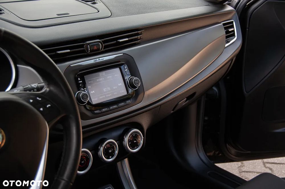 Alfa Romeo Giulietta 1.4 TB Impression - 32