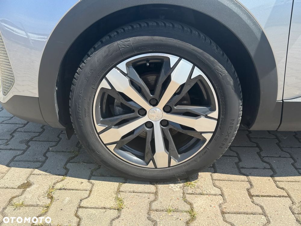 Peugeot 3008 1.2 PureTech Allure Pack S&S EAT8 - 18