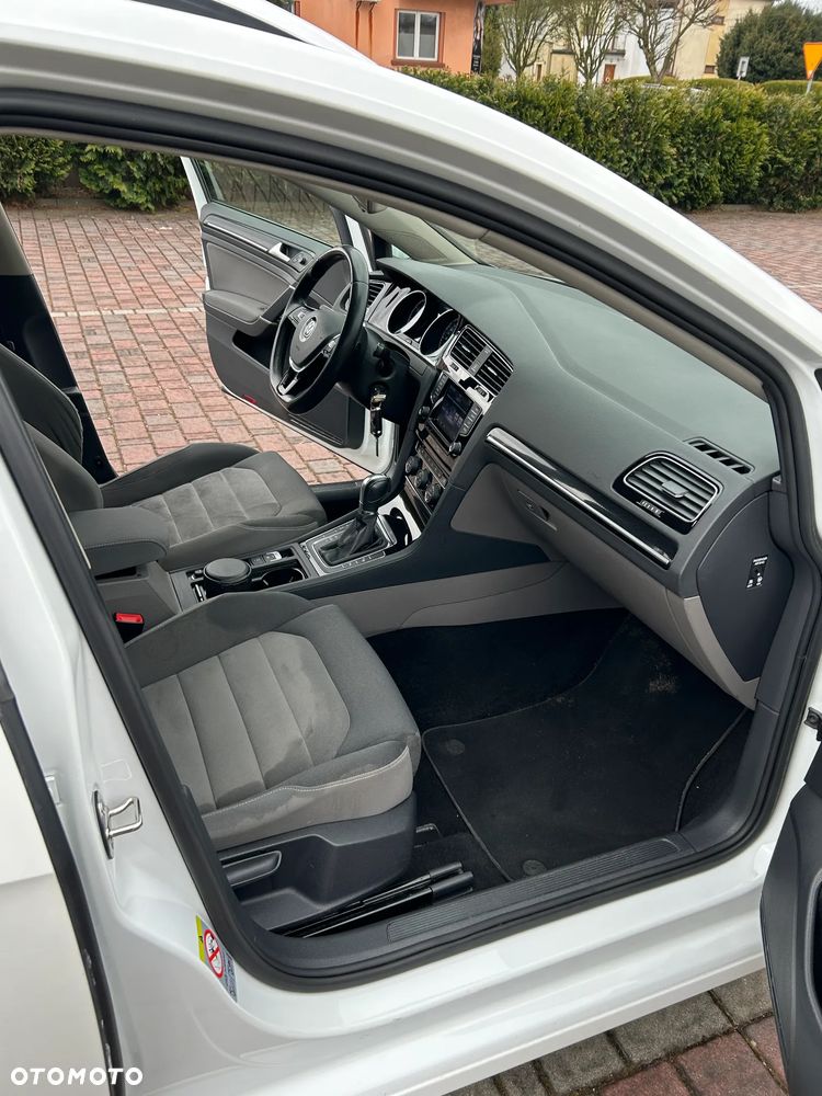 Volkswagen Golf 1.4 TSI ACT BlueMotion Technology DSG Highline - 25