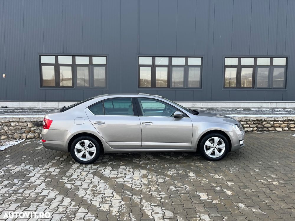 Skoda Octavia 1.2 TSI Green tec DSG Edition - 12
