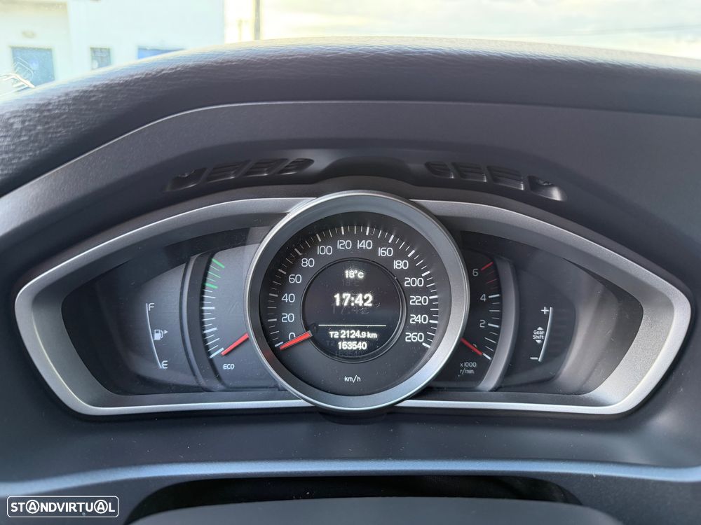 Volvo V40 2.0 D2 Momentum - 11