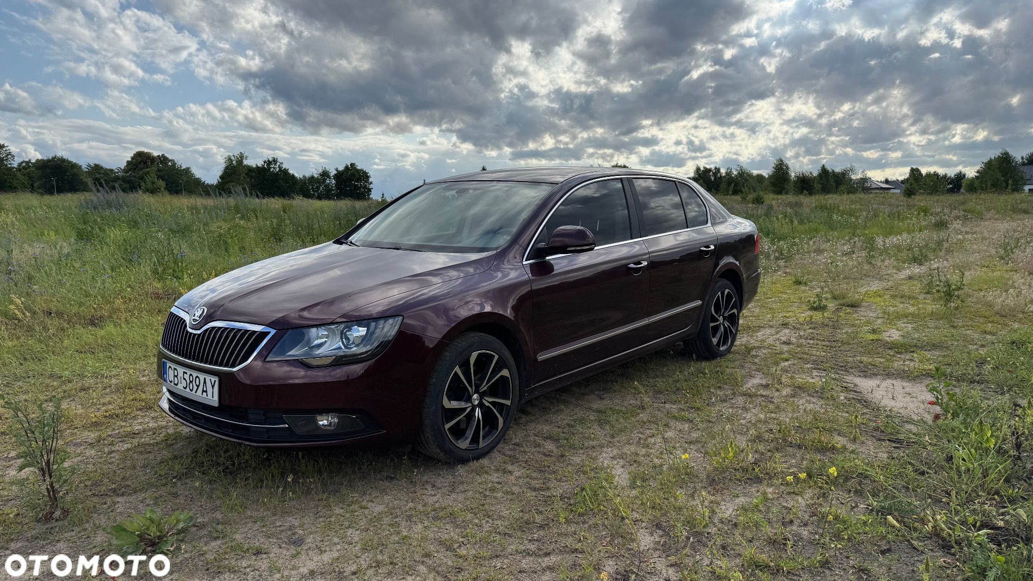 Skoda Superb 2.0 TDI Ambition DSG - 1