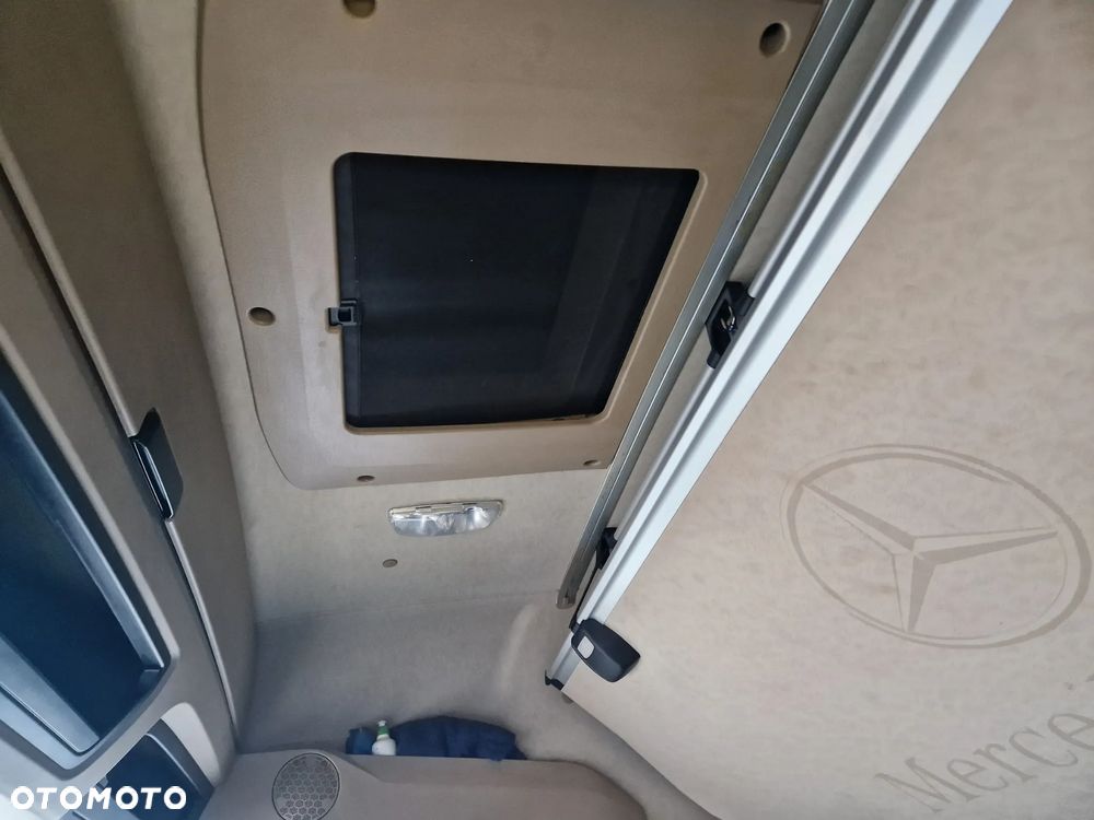Mercedes-Benz Actros 2542 LAWETA POMOC DROGOWA NAJAZD HYDRAULICZNY 3-OSIE 6x2 KLIMA AC - 26