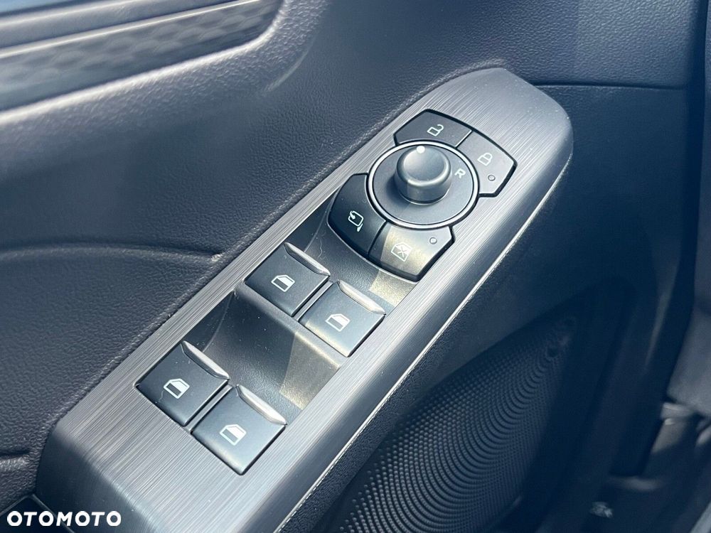Ford Kuga - 14