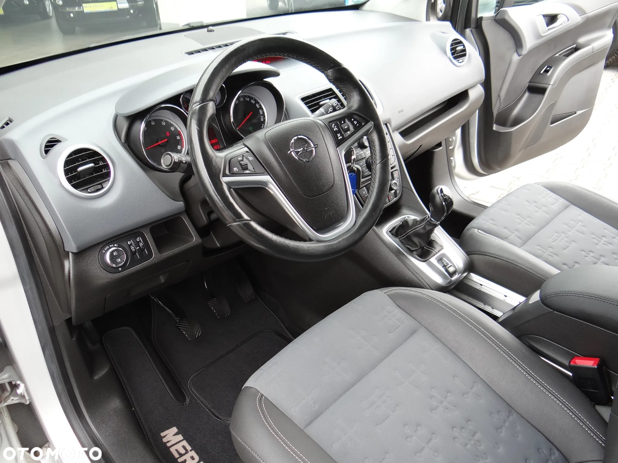 Opel Meriva 1.4 T Cosmo - 24