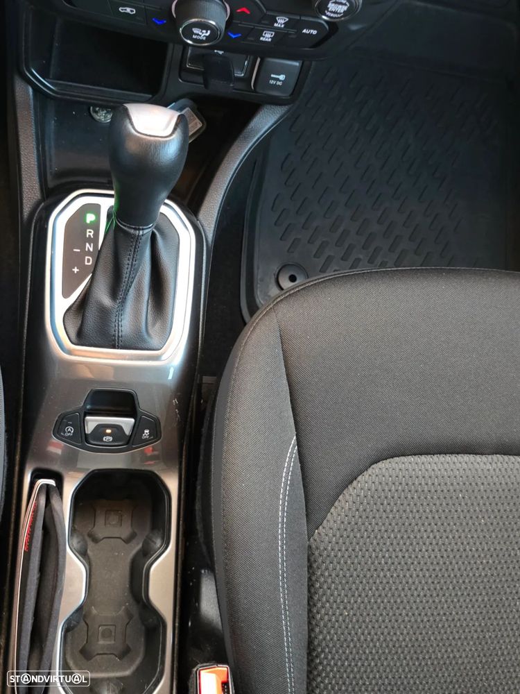 Jeep Renegade - 2