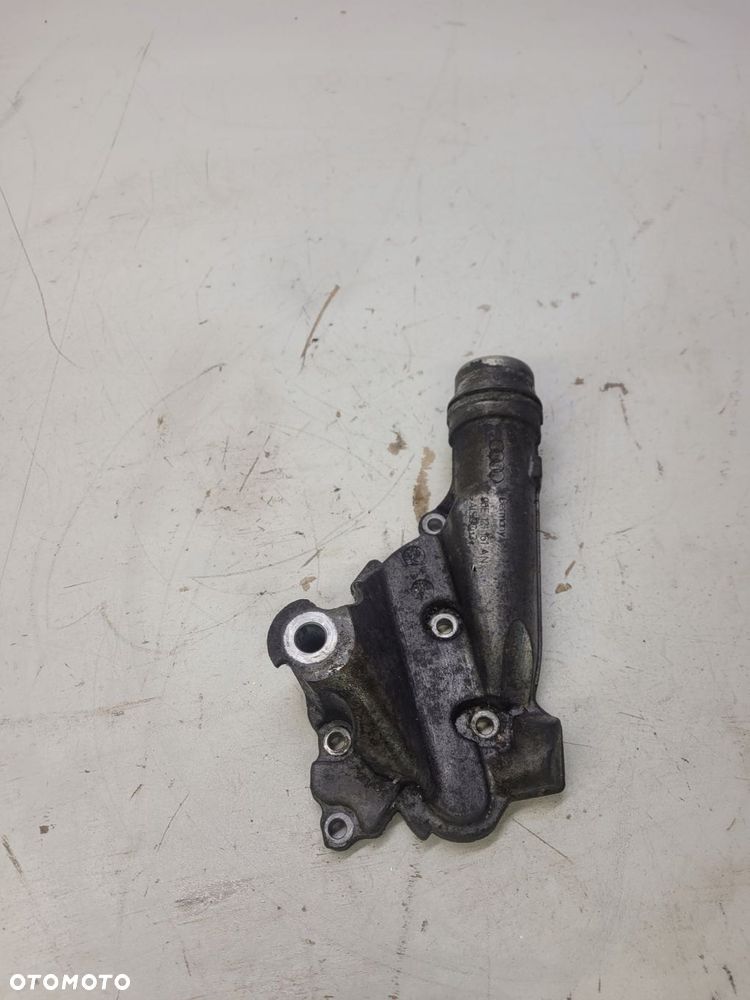 OBUDOWA TERMOSTATU AUDI S4 S5 A6 3.0 T 06E121161AN - 2