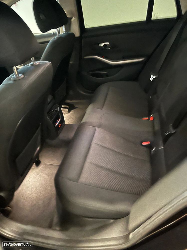 BMW 320 e Auto - 6