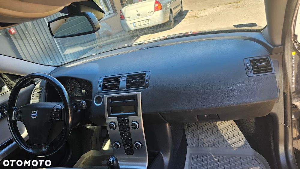 Volvo V50 1.6D DRIVe Momentum - 11