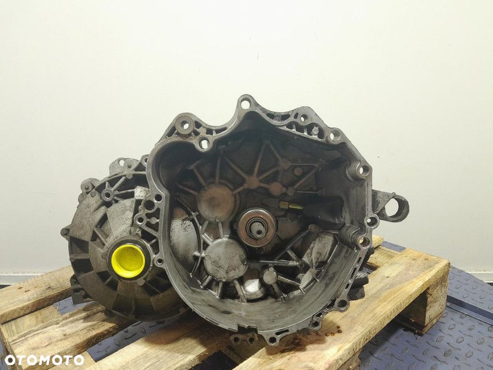 VOLVO S80 I 2.5 TDI 140 KM SKRZYNIA BIEGÓW MANUAL 5B 1023704 - 1