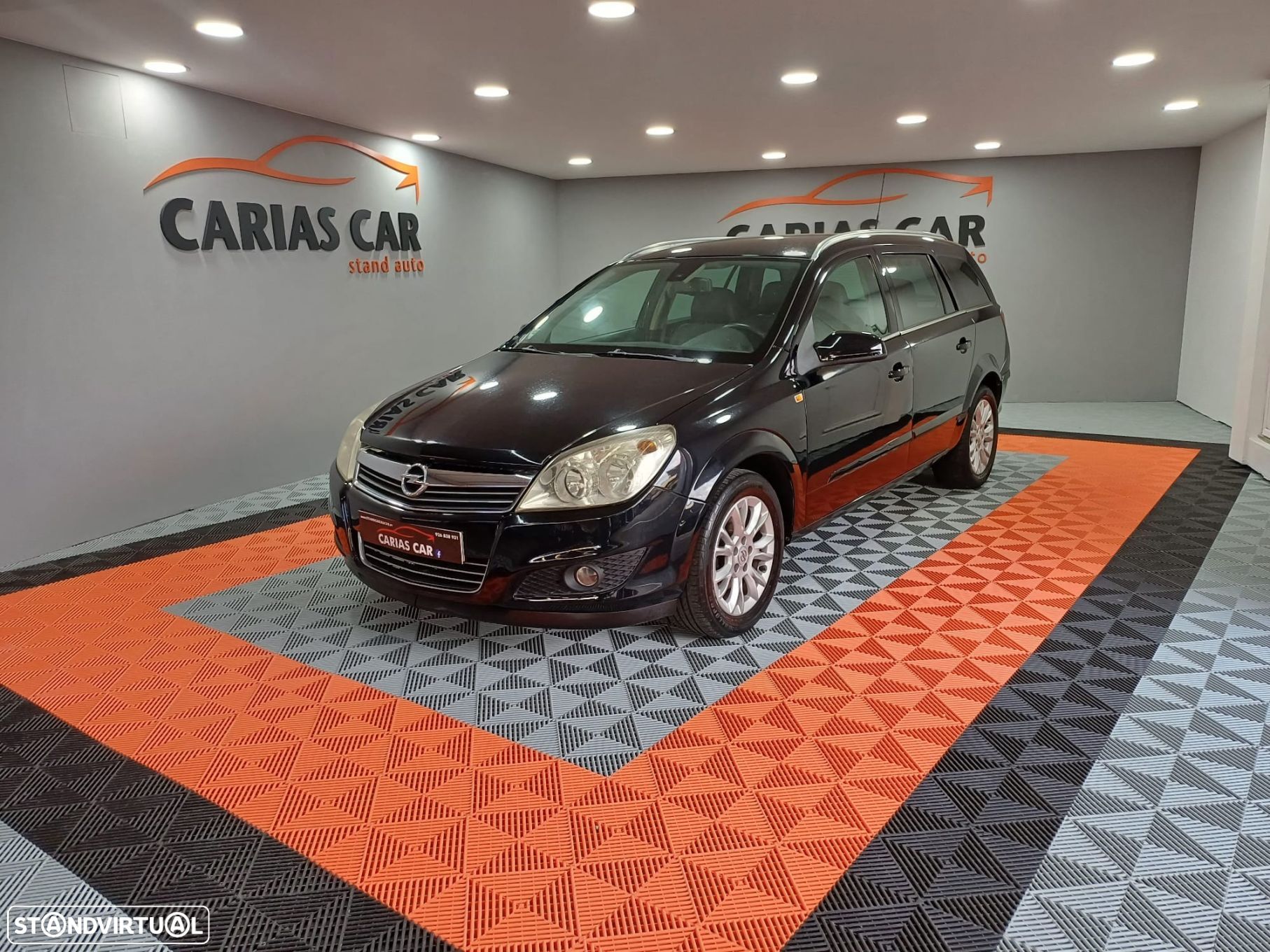 Opel Astra Sports Tourer - 1
