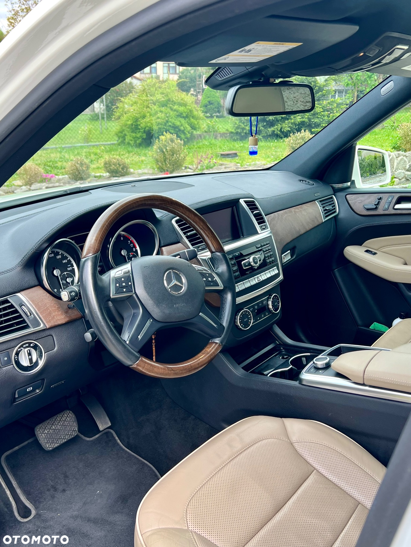 Mercedes-Benz ML - 6