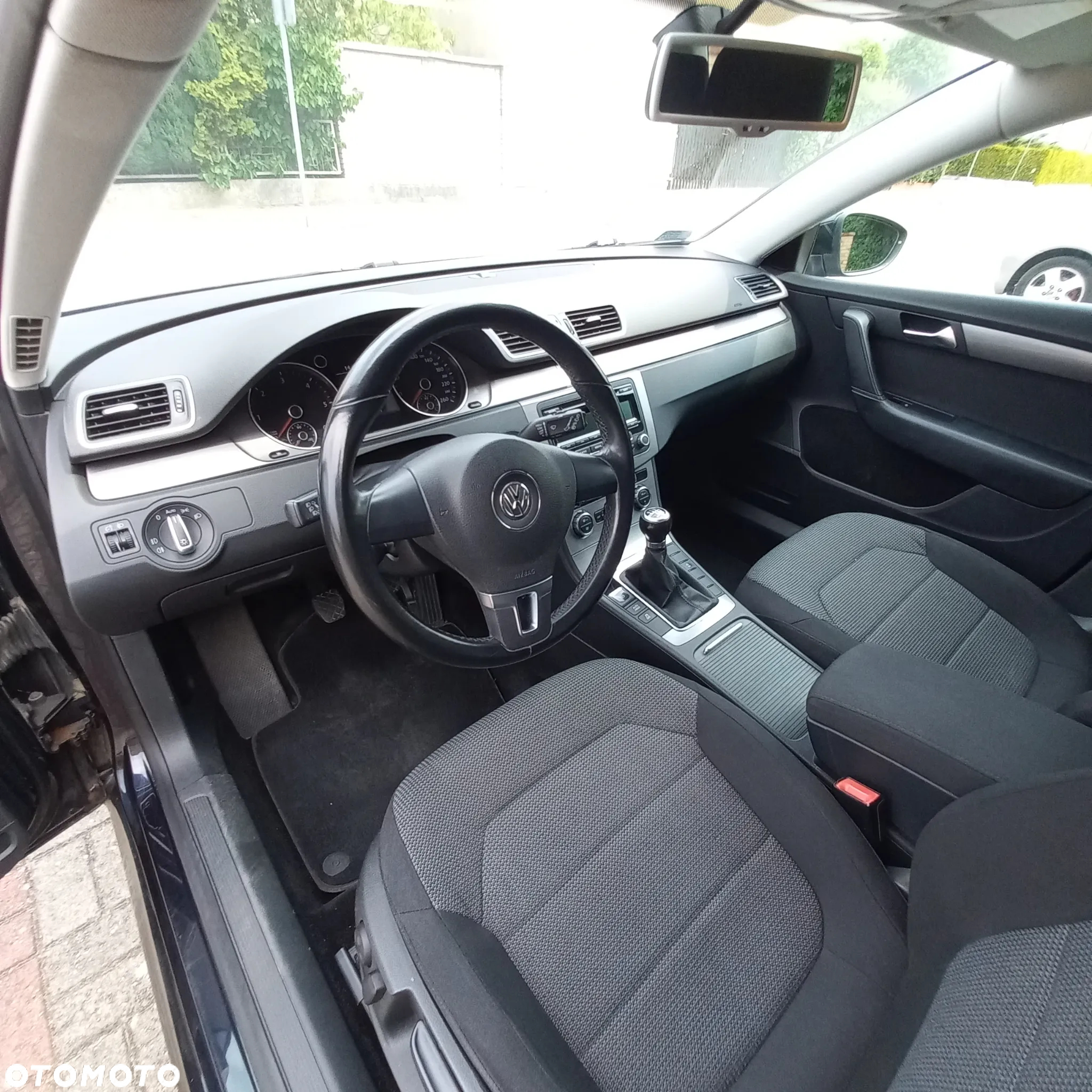 Volkswagen Passat 2.0 TDI 4Mot Comfortline - 14