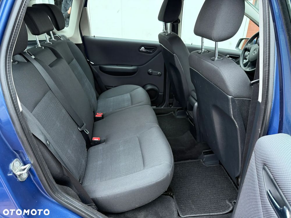 Mercedes-Benz Klasa A 170 BlueEFFICIENCY Elegance - 20