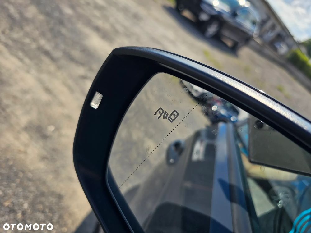 Volkswagen T-Roc 2.0 TDI SCR 4MOTION DSG Sport - 19