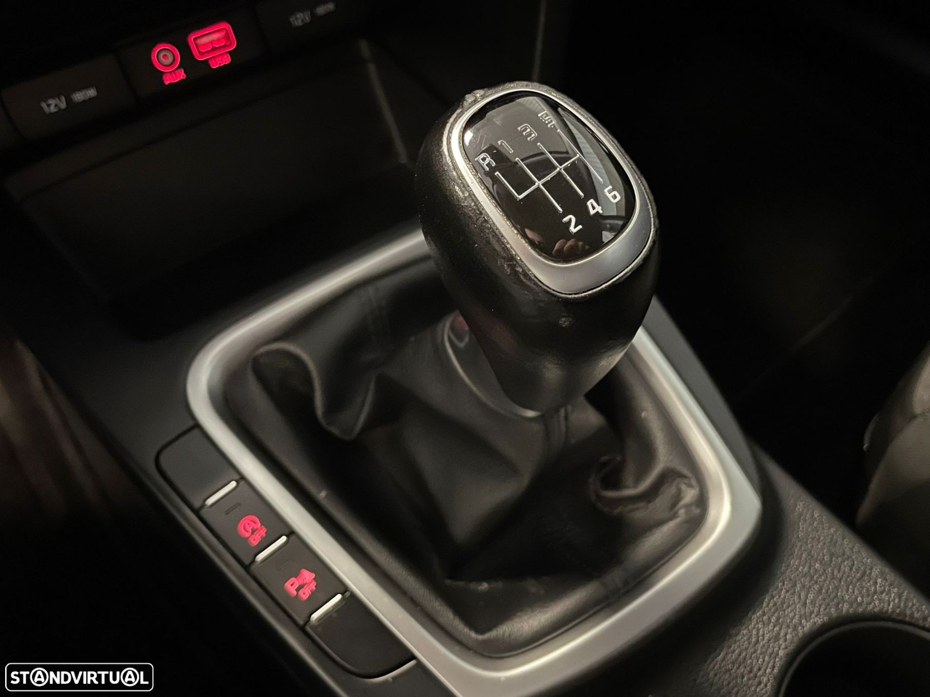 Kia Ceed 1.0 T-GDI Urban - 24