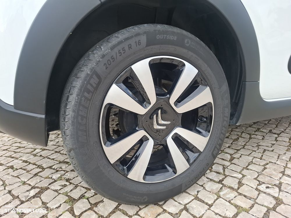 Citroën C3 Pure Tech S&S Shine Pack - 50