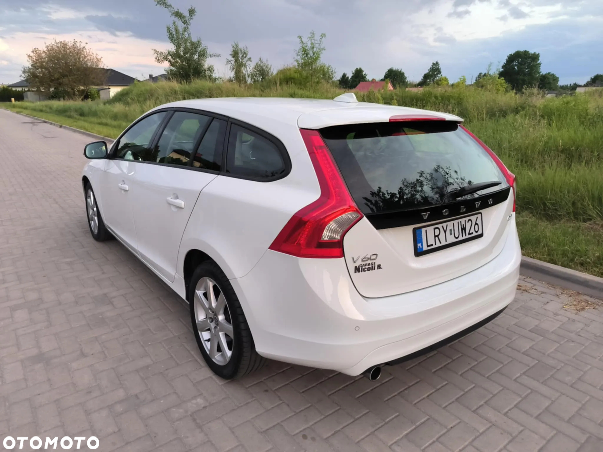 Volvo V60 D2 Drive-E Kinetic - 6