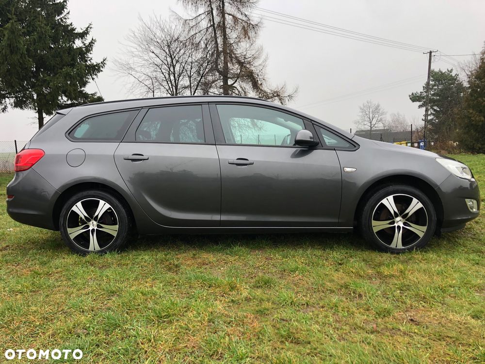 Opel Astra 1.4 - 6
