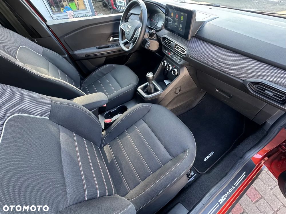 Dacia Jogger TCe 110 Extreme - 26