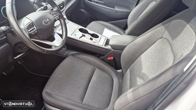 Hyundai Kauai Advantage - 15