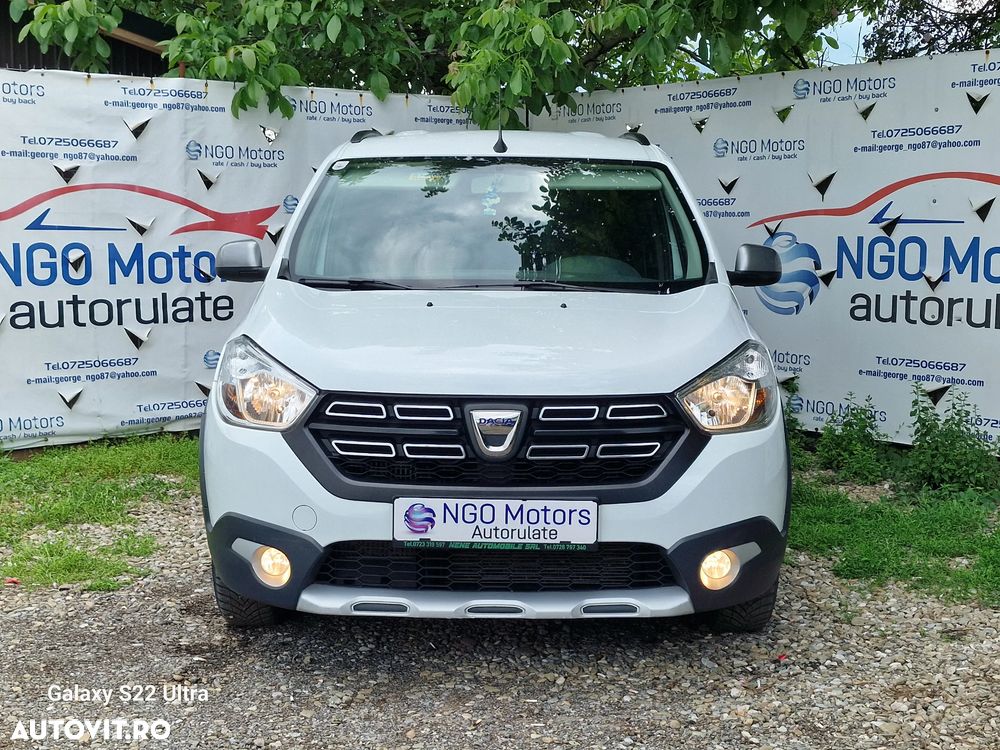 Dacia Lodgy TCe 115 Stepway Celebration - 5