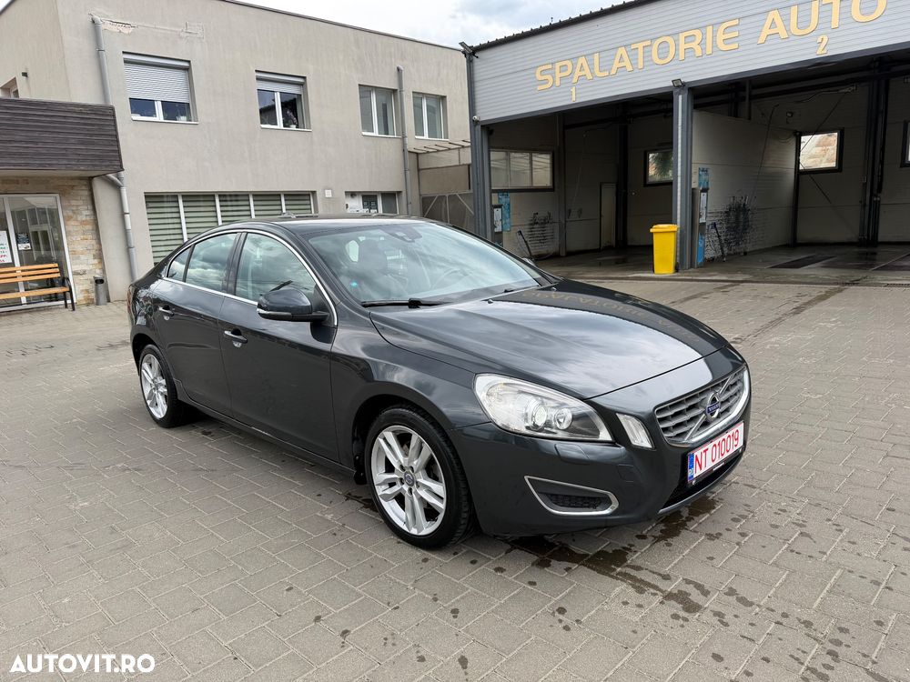 Volvo S60 D4 Geartronic Business Edition - 3