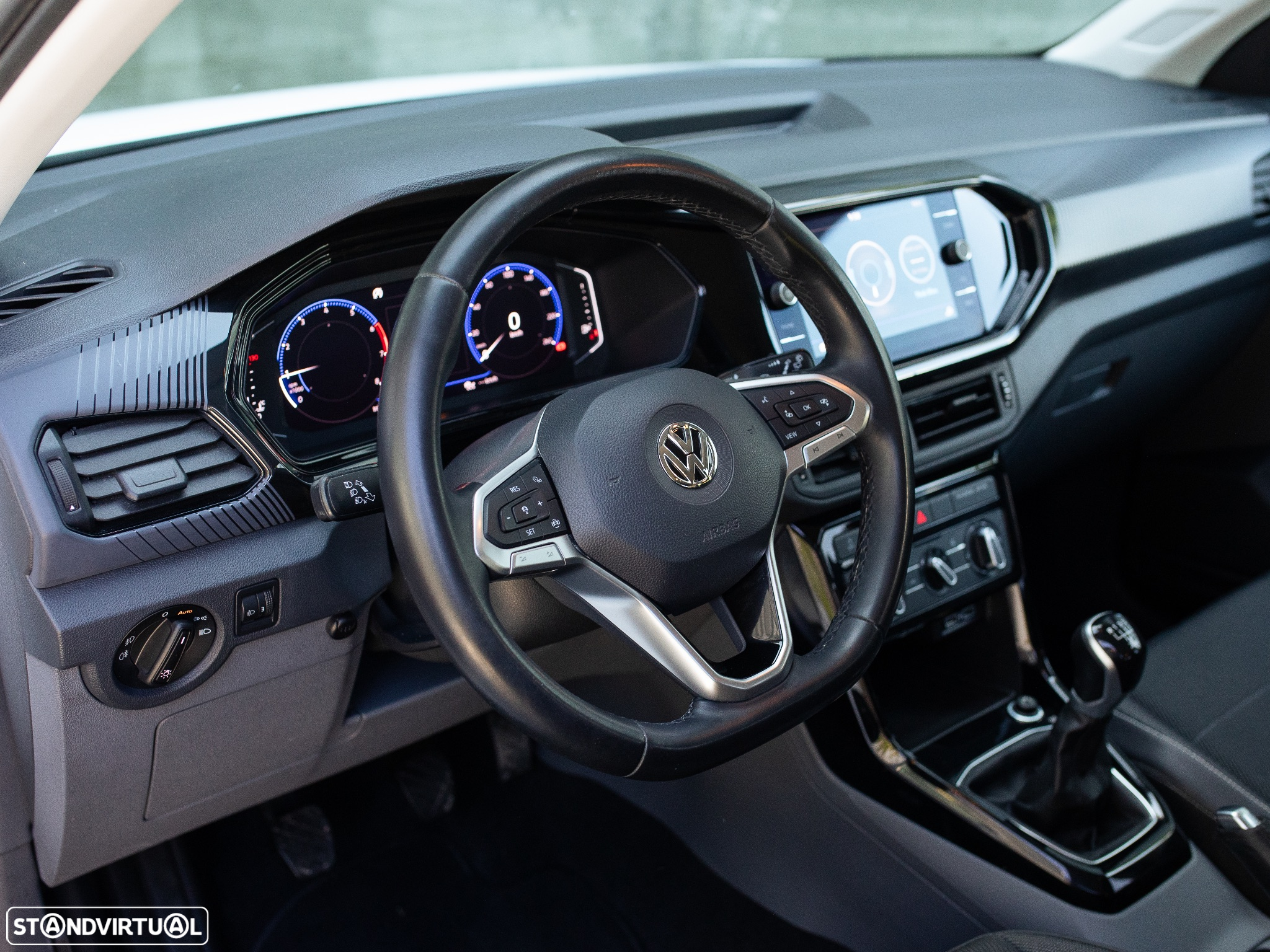 VW T-Cross 1.0 TSI Life - 11