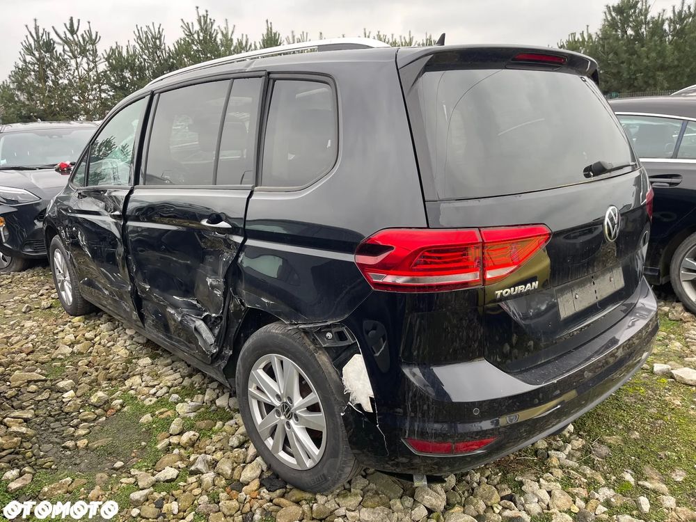 Volkswagen Touran 2.0 TDI SCR DSG Comfortline - 2