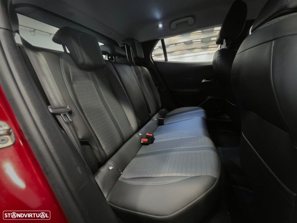 Peugeot 2008 1.2 PureTech Allure Pack - 16
