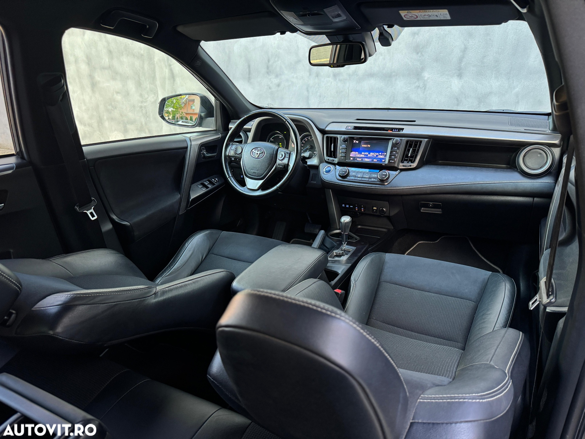 Toyota RAV4 2.5 4x4 Hybrid Comfort - 7