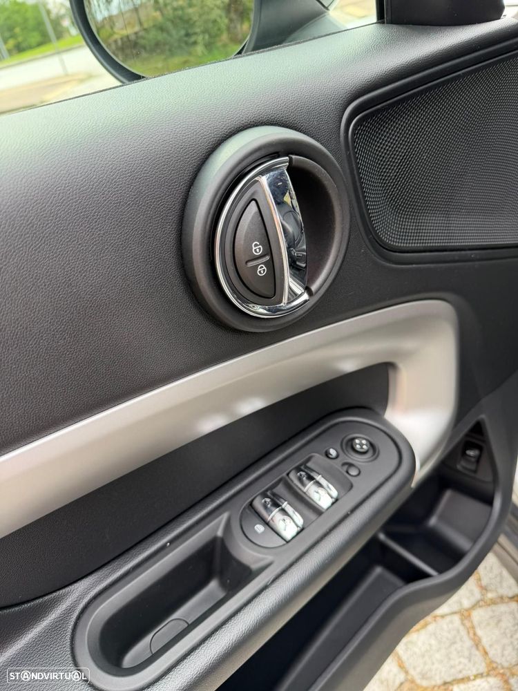 MINI Countryman Cooper D Classic Auto - 20