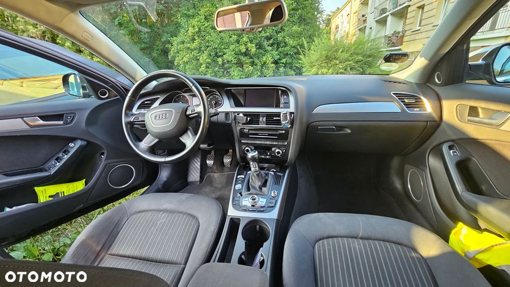 Audi A4 Avant 2.0 TDI - 9