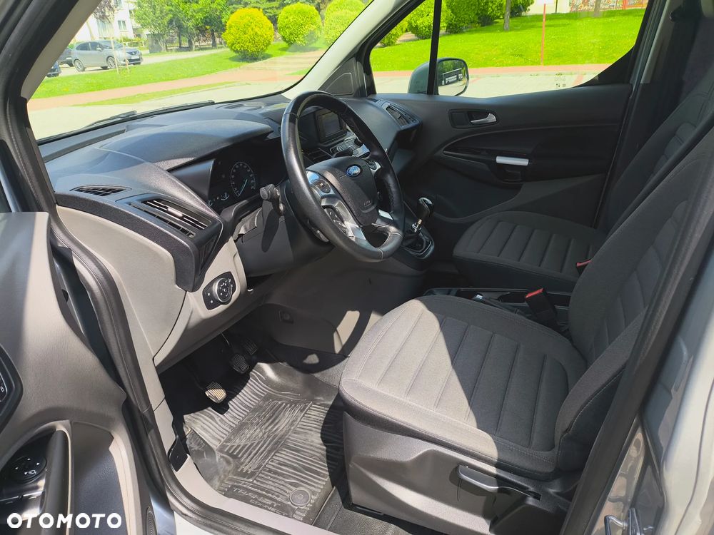 Ford Transit Connect - 20