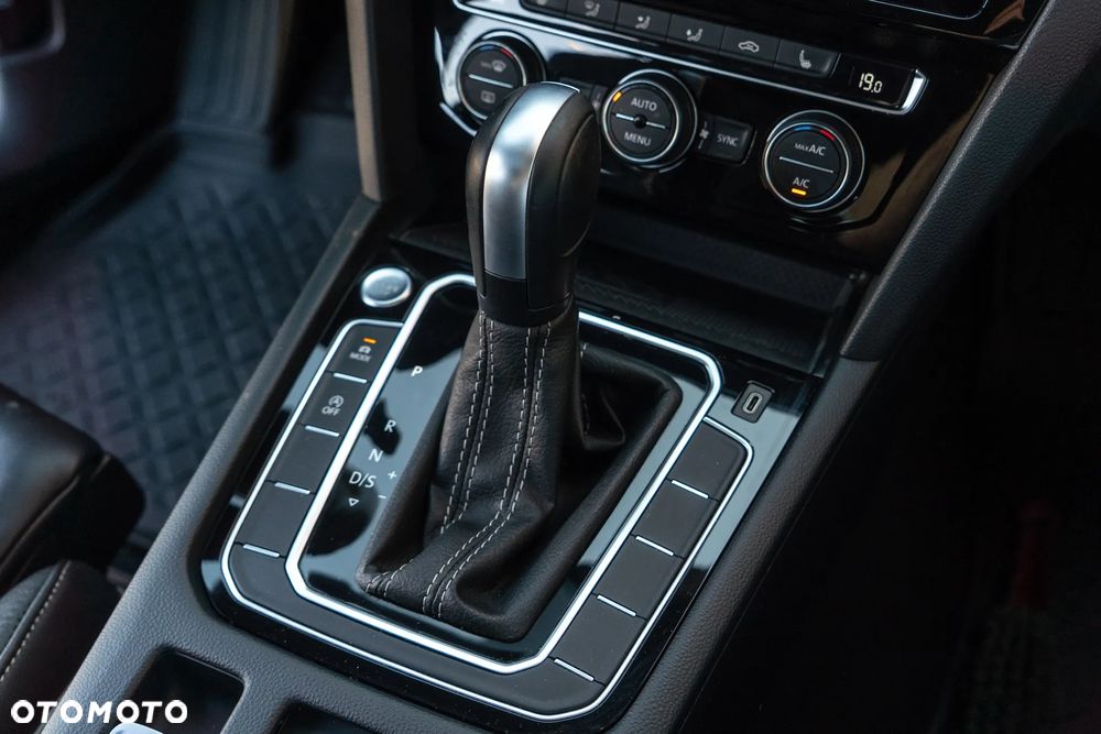 Volkswagen Arteon 2.0 TSI R-Line DSG - 14