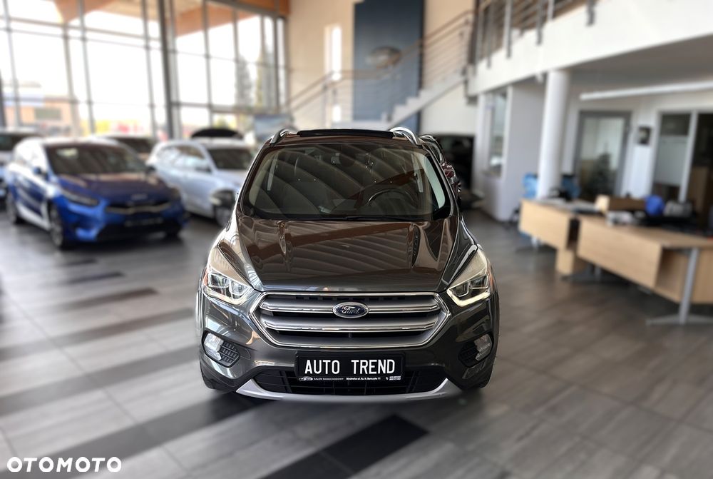 Ford Kuga 2.0 TDCi 2x4 Titanium - 3