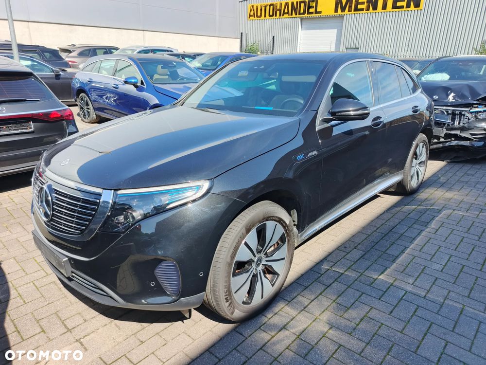 Mercedes-Benz EQC - 5