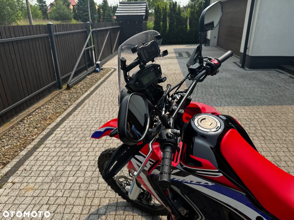 Honda CRF - 9