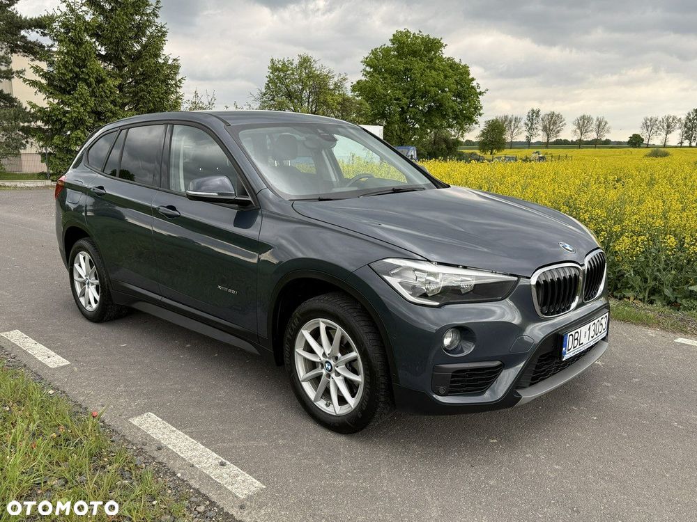 BMW X1 xDrive20i Advantage - 28