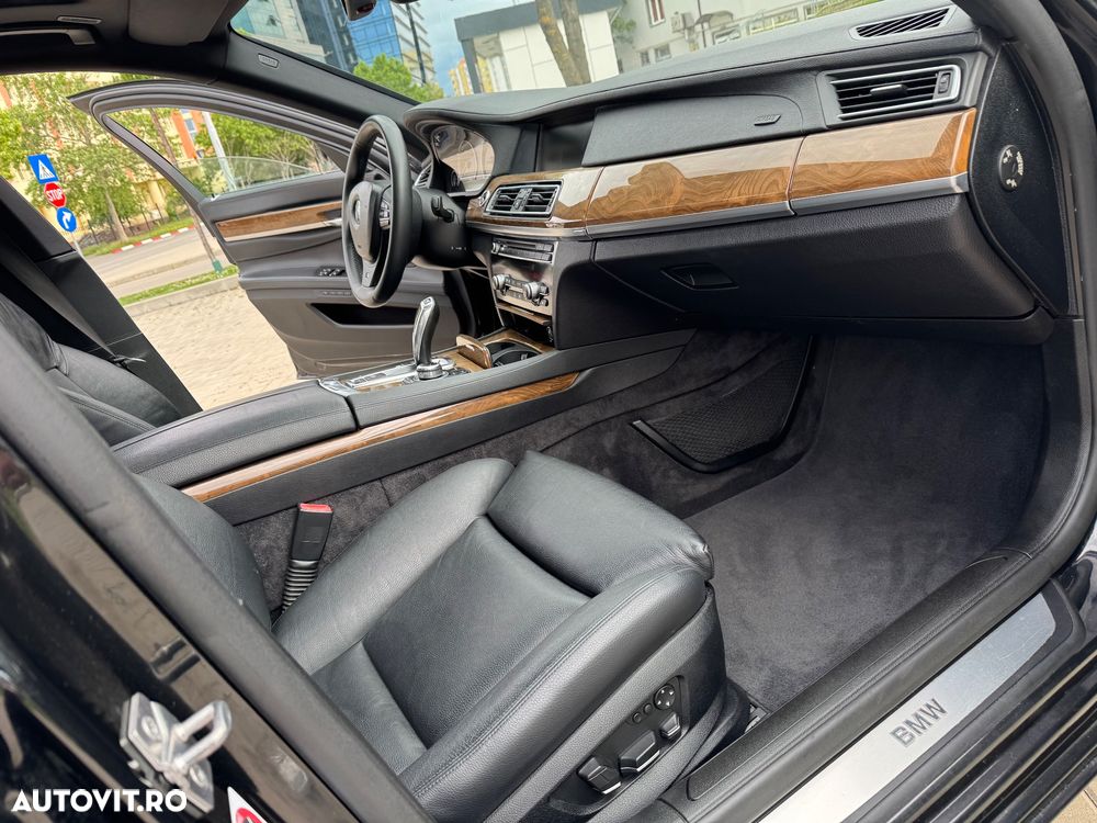 BMW Seria 7 730d Aut. - 6