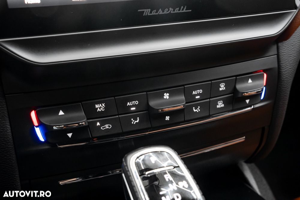 Maserati Ghibli GT Hybrid - 37