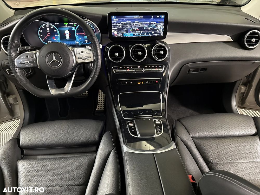 Mercedes-Benz GLC - 10