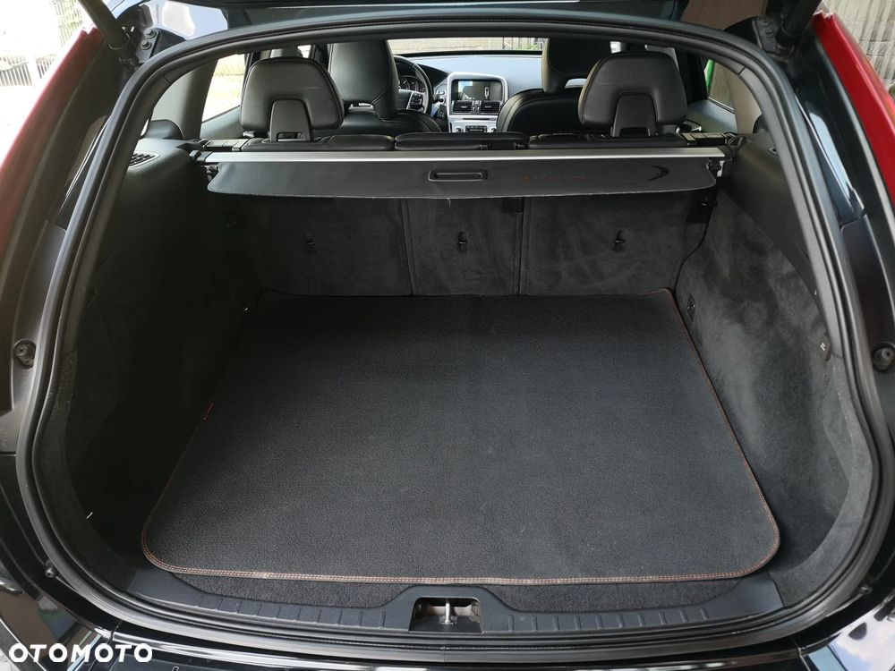 Volvo XC 60 D3 Geartronic Ocean Race - 33