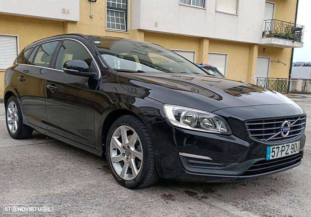 Volvo V60 1.6 D2 Momentum Eco - 1